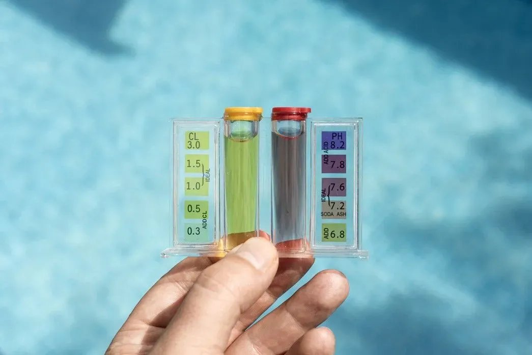 Des algues dans mon spa, que faire ?