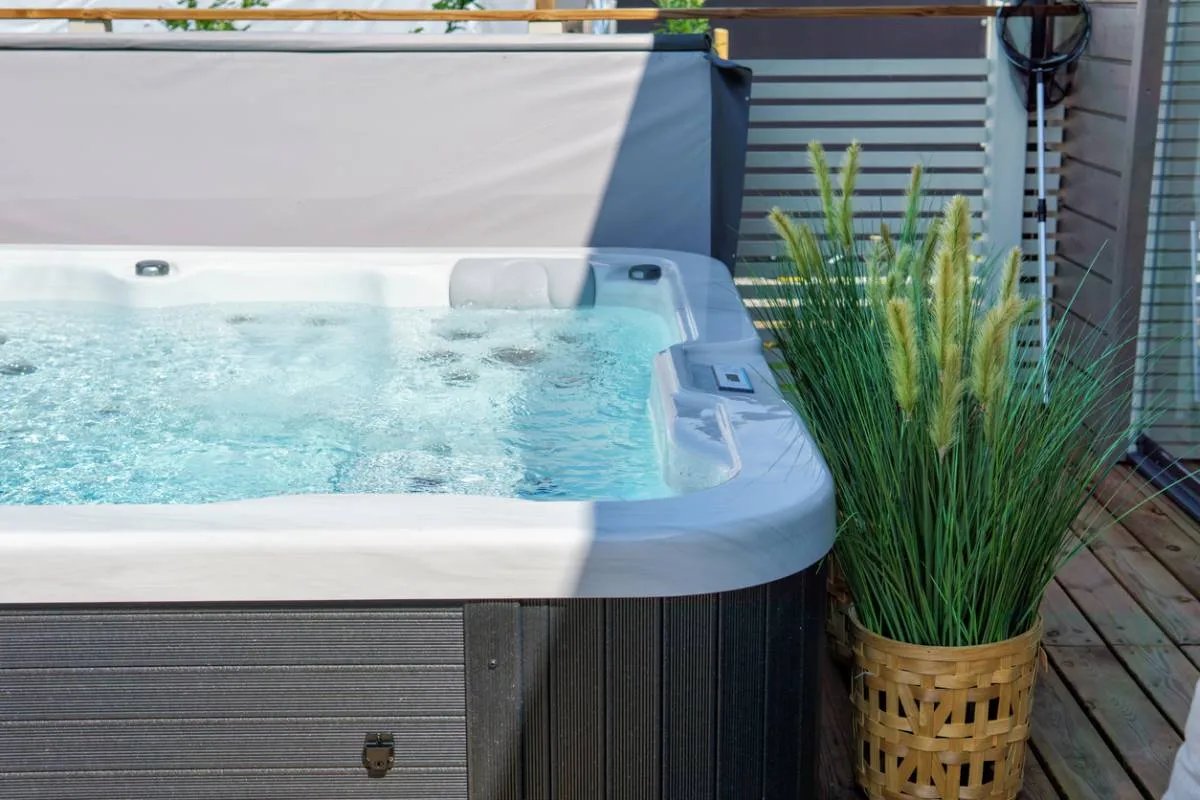 Quel est le prix d'un spa jacuzzi en 2024 ?