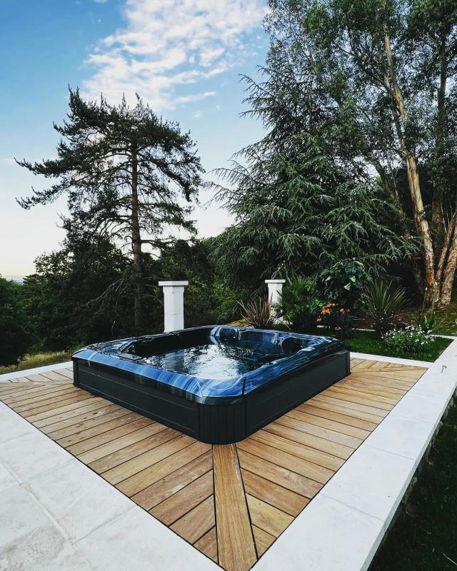 Installation d'un spa en extérieur : quelle est la réglementation